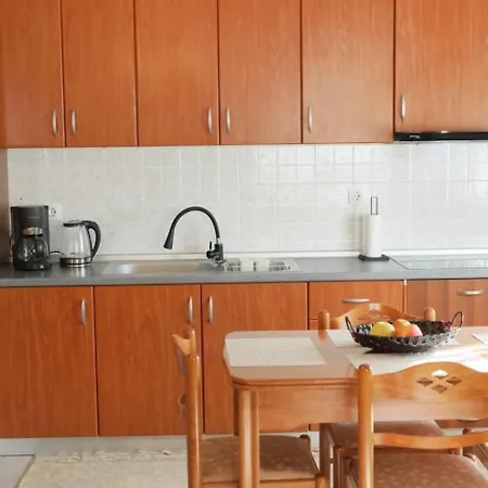 Διαμέρισμα Με Κήπο Στην Χλόη Καστοριάς Aposkepos Exterior photo